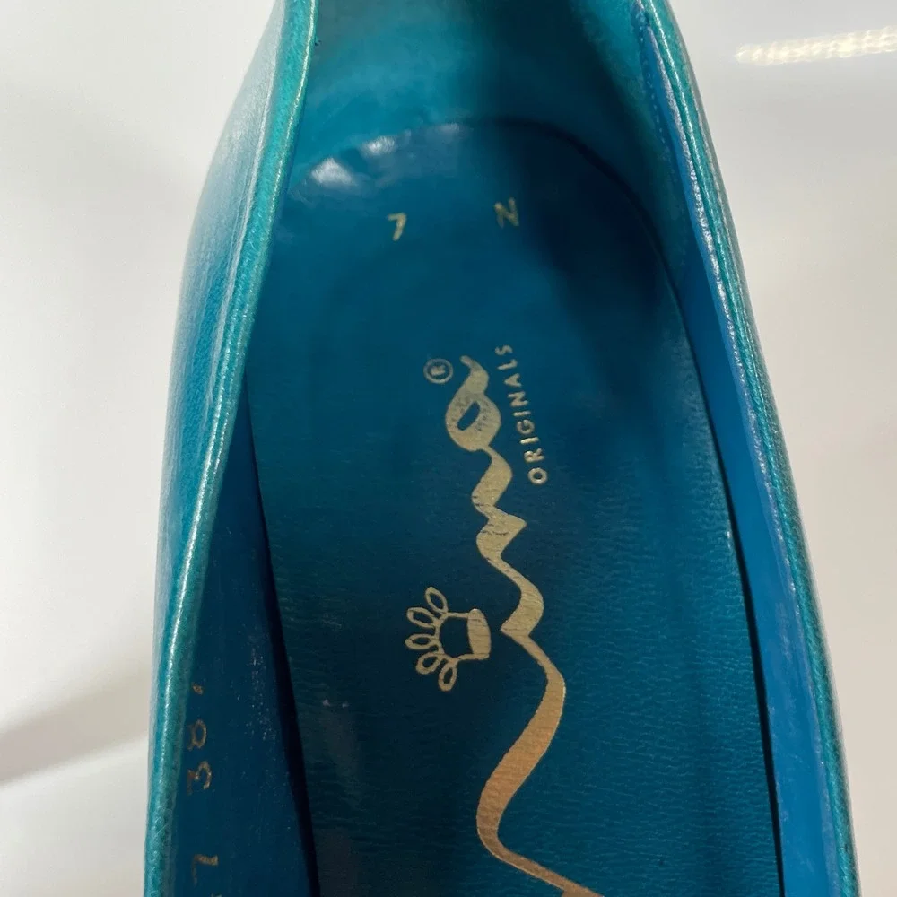 Vintage Nina Turquoise Blue Leather 80s High Heel Pumps Size 6-6.5 Halloween
